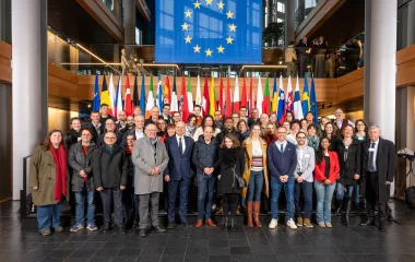 Photo de groupe du réseau des acteurs européens de Bourgogne-Franche-Comté au Parlement européen à Strasbourg