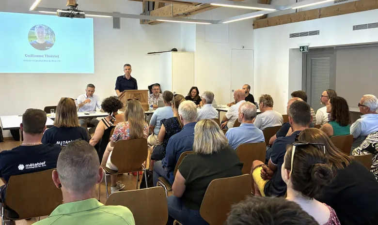 réunion lancement projet Passerelles
